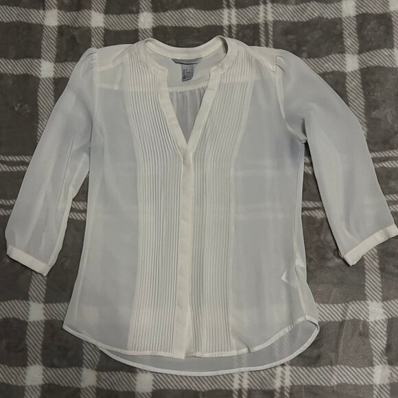 White Sheer Pintuck Blouse – Elegant & Versatile ✨ - Picture 1 of 4